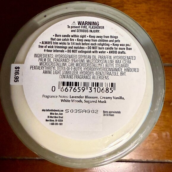 NEW LAVENDER VANILLA Single Wick Candle 8oz Bath & Body Works - Picture 3 of 3